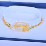 Resin White Star Bracelet