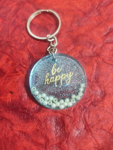 Beautiful Epoxy Resin Keychain With Pearl